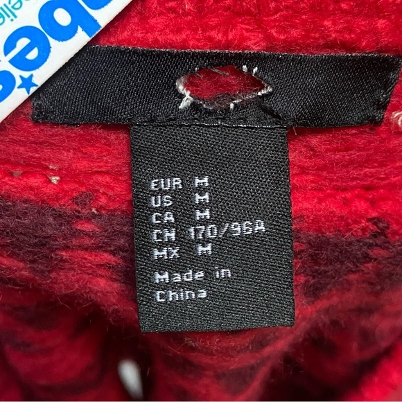 Red Fair Isle Crew Neck Women’s Sweater‎ - Picture 4 of 5